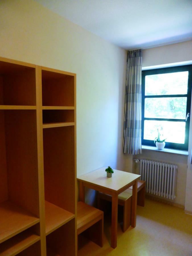 Отель Campus Prackenfels Альтдорф-бай-Нюрнберг Экстерьер фото
