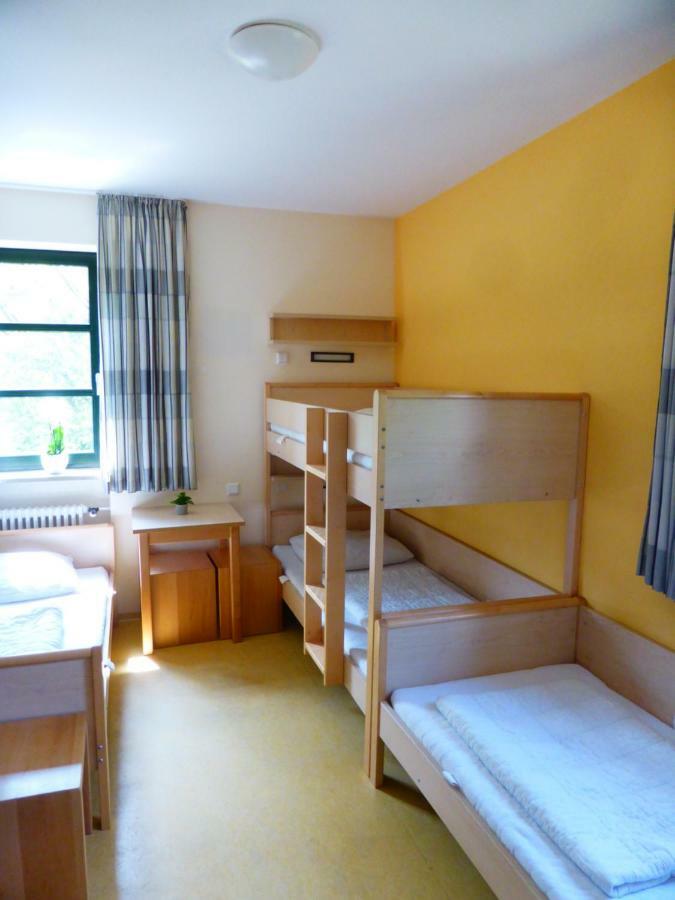 Отель Campus Prackenfels Альтдорф-бай-Нюрнберг Экстерьер фото